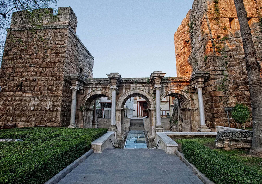hadrianus-01.webp